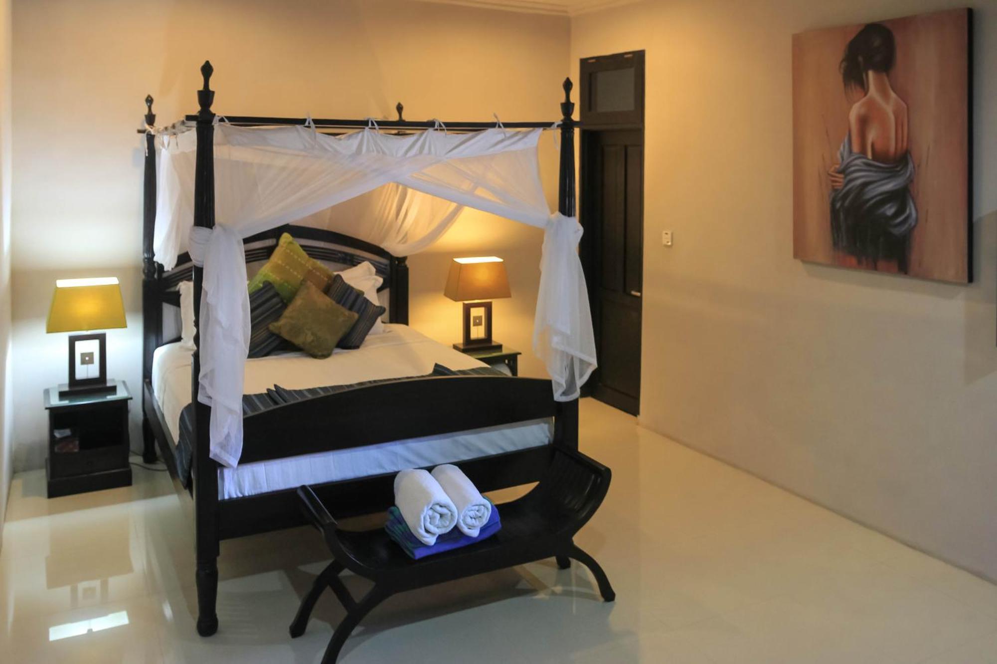 5 Bedroom Getaway - Kuta Regency B3 Villa